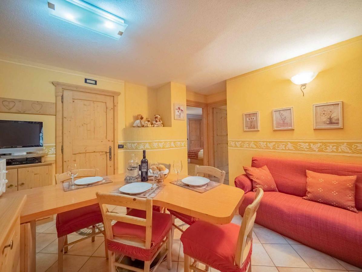 La Corte Appartamenti Livigno Bagian luar foto